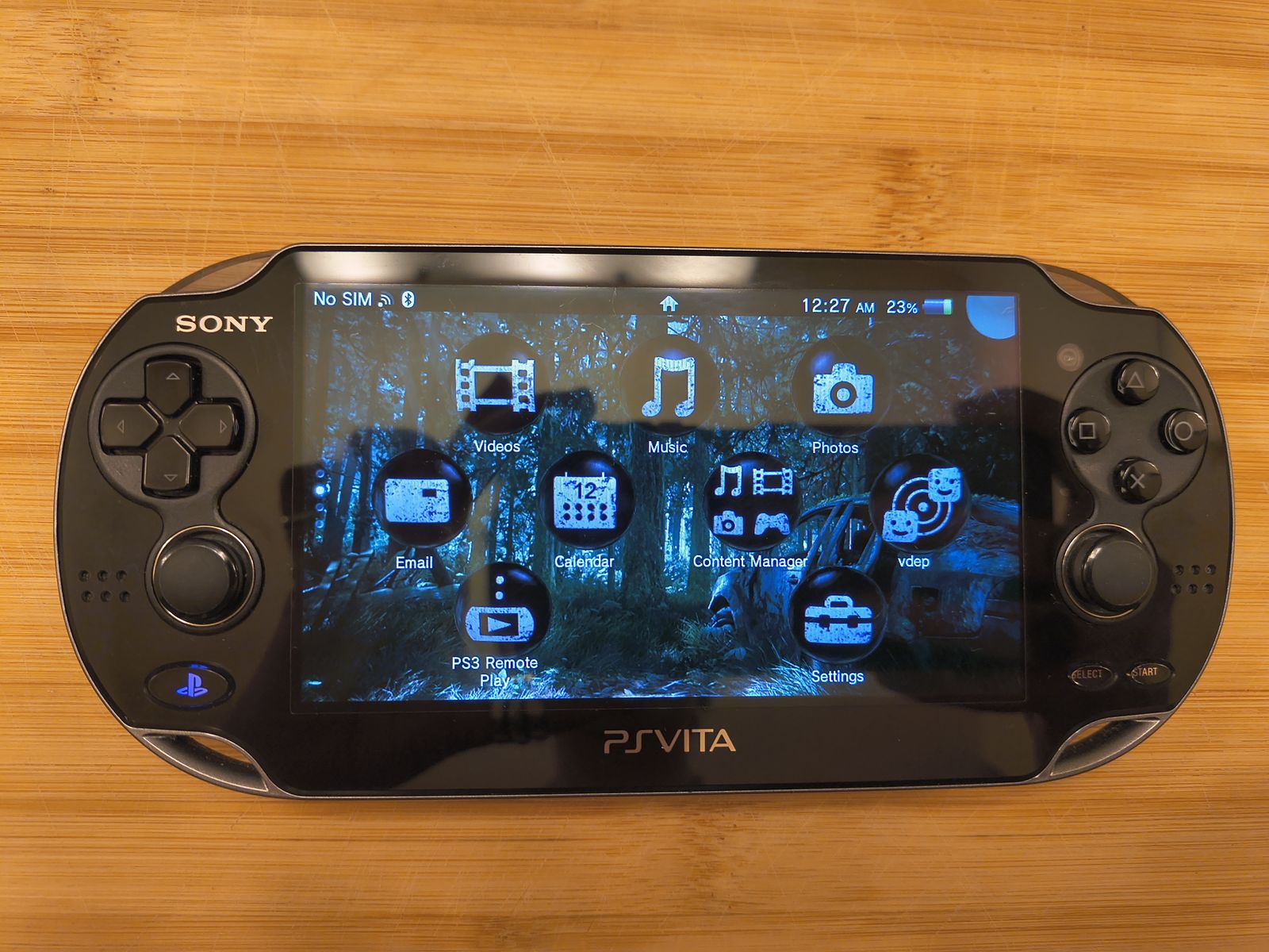 PS Vita 1000 - OLED Model