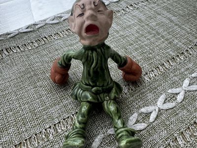 vintage 1950s Gilner Pottery ceramic boxing pixie elf figurine