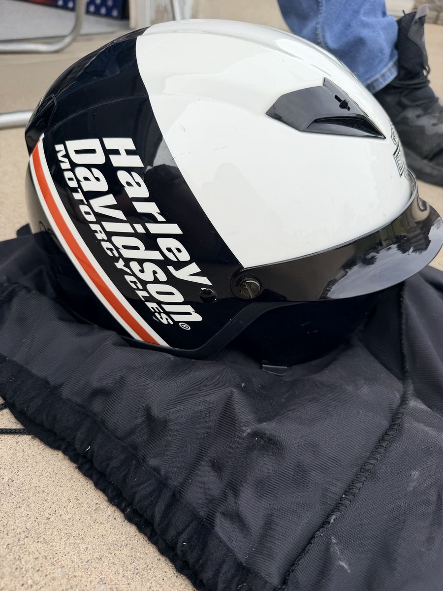 Harley motorcycle helmet half face with visor s/m