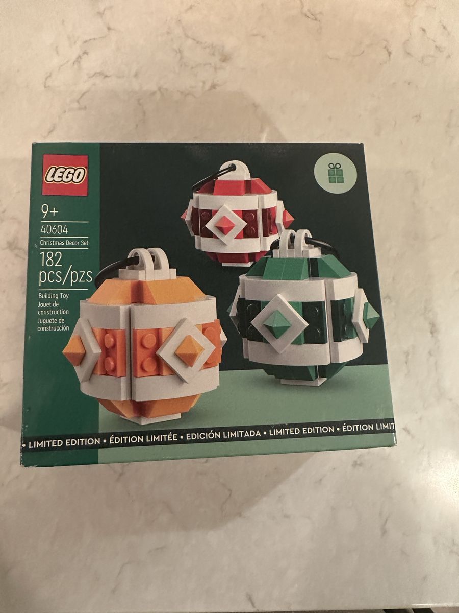 LEGO 40604 Christmas Decor Set Limited Edition 182 Pieces
