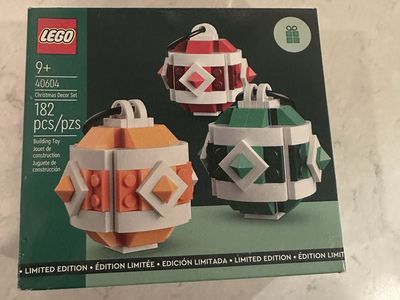 LEGO 40604 Christmas Decor Set Limited Edition 182 Pieces