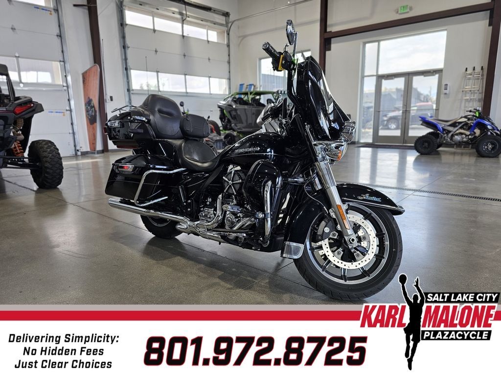 2015 Harley-Davidson® FLHTKL - Ultra Limited Low