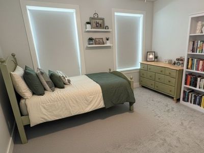 Twin trundle bed and dresser set