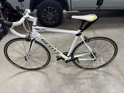 2016 Scott CR1 Carbon Road Bike - 52cm (Small) - Great Condition