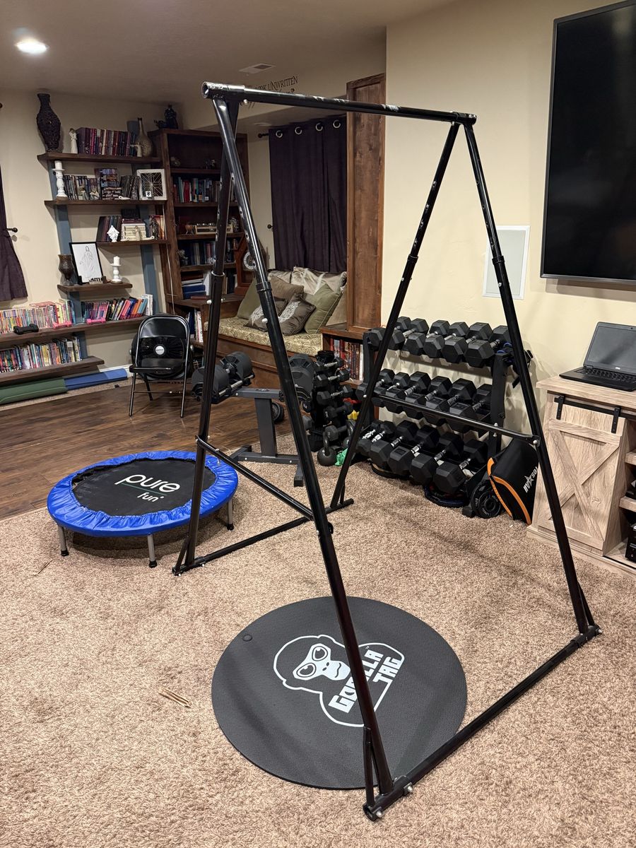 Gymnastics Bar / Pull Up Bar