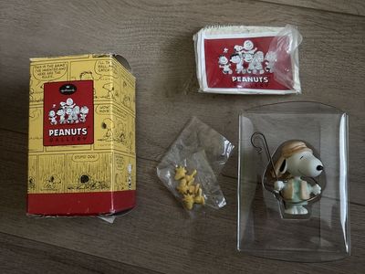 Hallmark Peanuts Gallery