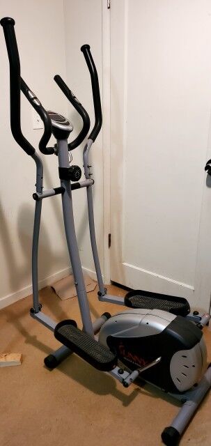 Sunny Health & Fitness Bike Magnetic Resistance Elliptical Machine Cross Trainer/Glider