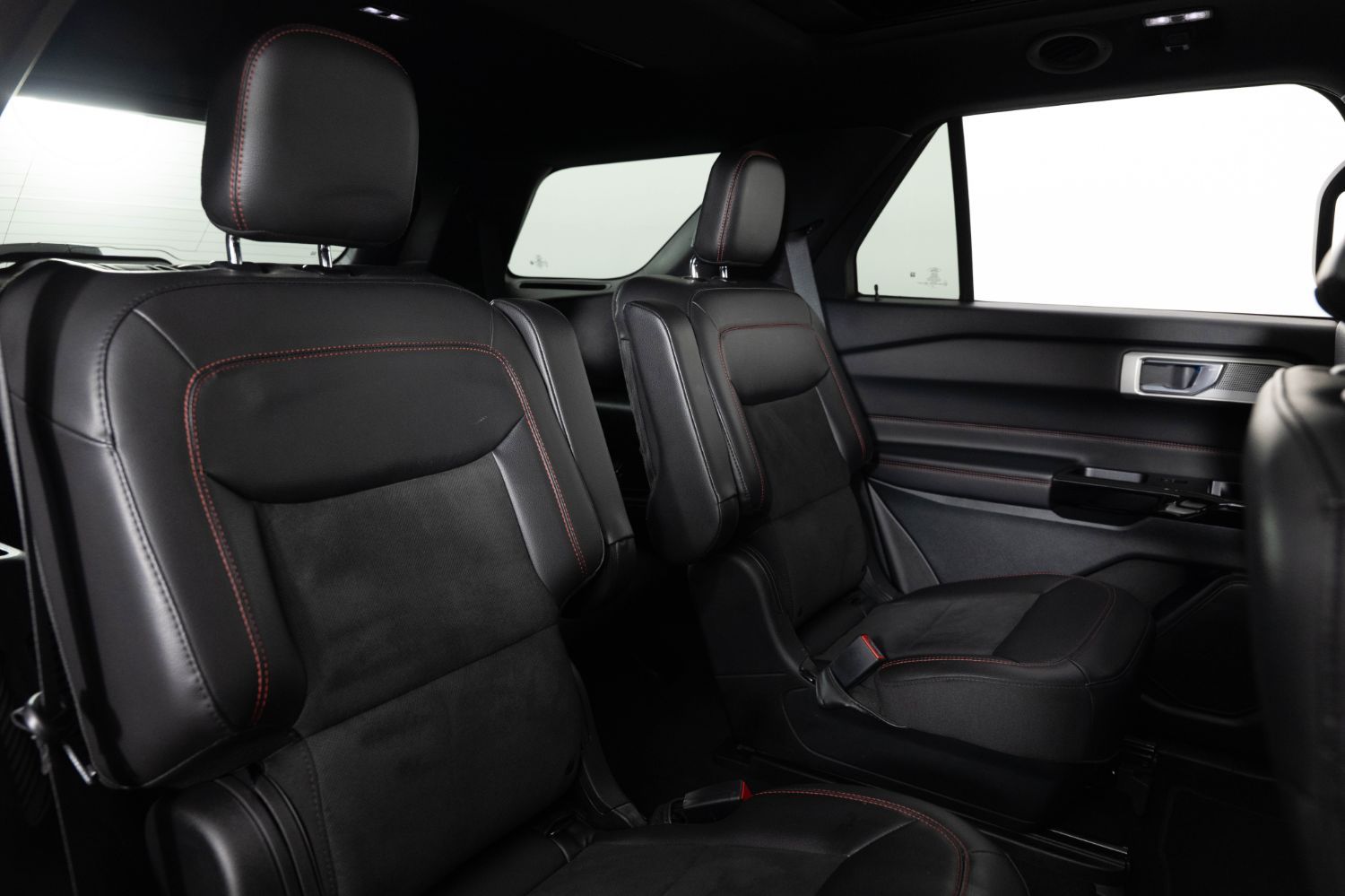 Main image 27