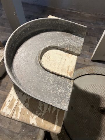 Main image 6