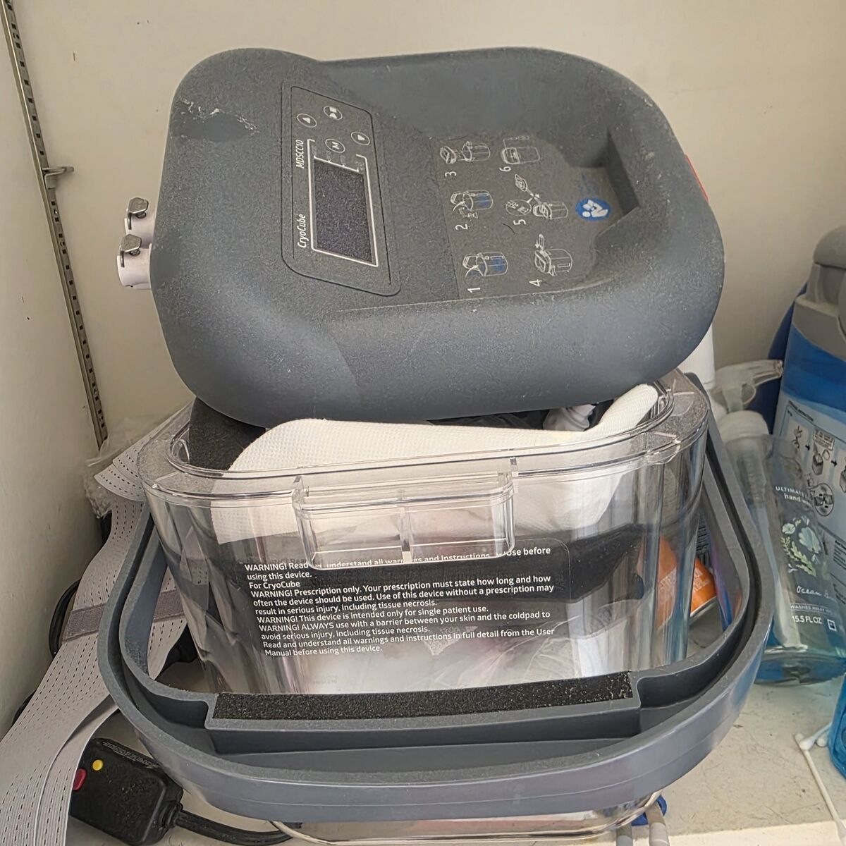 Brand new ice machine never used