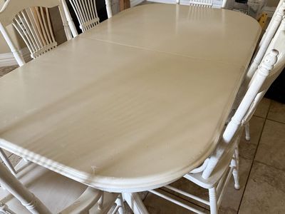 White Dining Table with 6 Chairs, Extendable