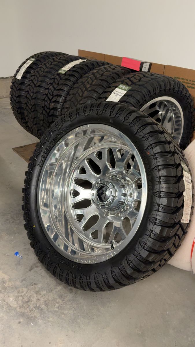 Rim’s new tires