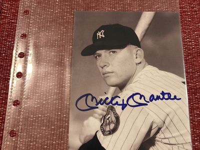 Mickey Mantle 4x6 B/W Autograph MLB New York Yankees Baseball Hand Signed Photo with Certificate of Authenticity COA