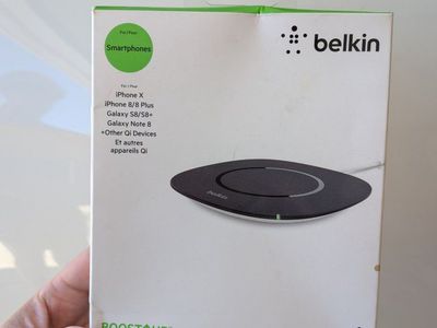 NEW Belkin Boost Up Qi Wireless Charging Pad 5W – Universal Wireless Charger for iPhone XR, XS, XS Max / Samsung Galaxy