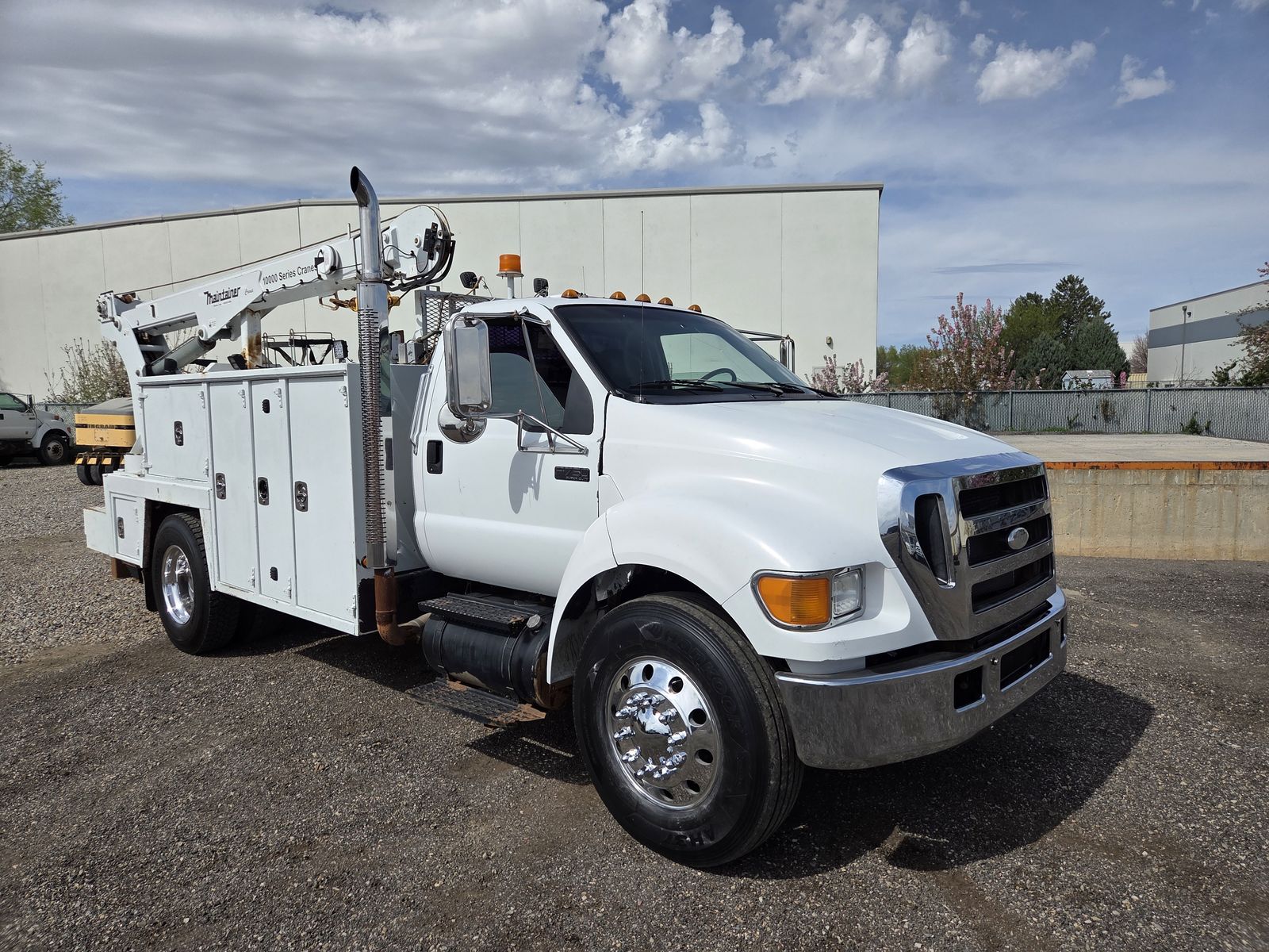 2007 Ford F750 Mechanics Truck, 10,000 lbs Crane, 88k Miles