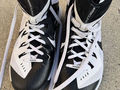 Nike Hyperdunk Basketball Shoes Black/White Size 11 Excellent Condition