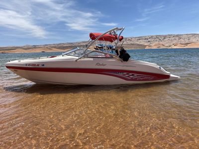2004 Rinker 232 Captiva