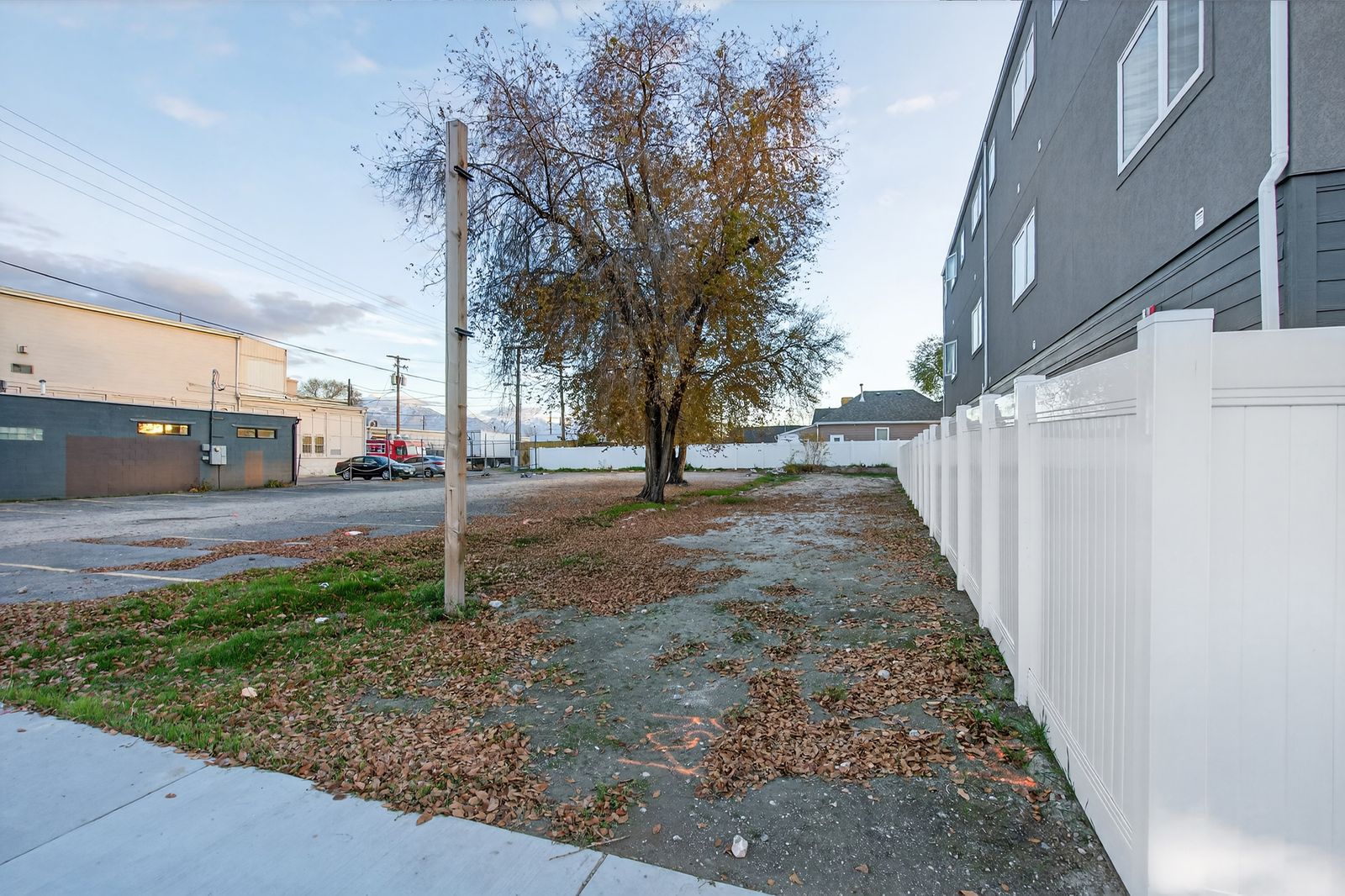 Main image 15