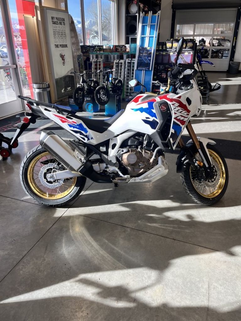 2025 Honda Africa Twin Adventure Sports ES - H0044