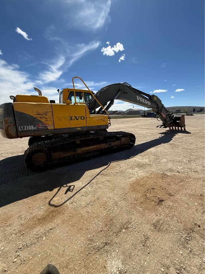 2006 excavator EC 210 BLC Excavator