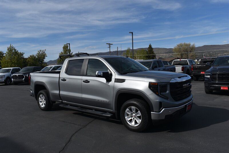 2024 GMC 1500 Pro