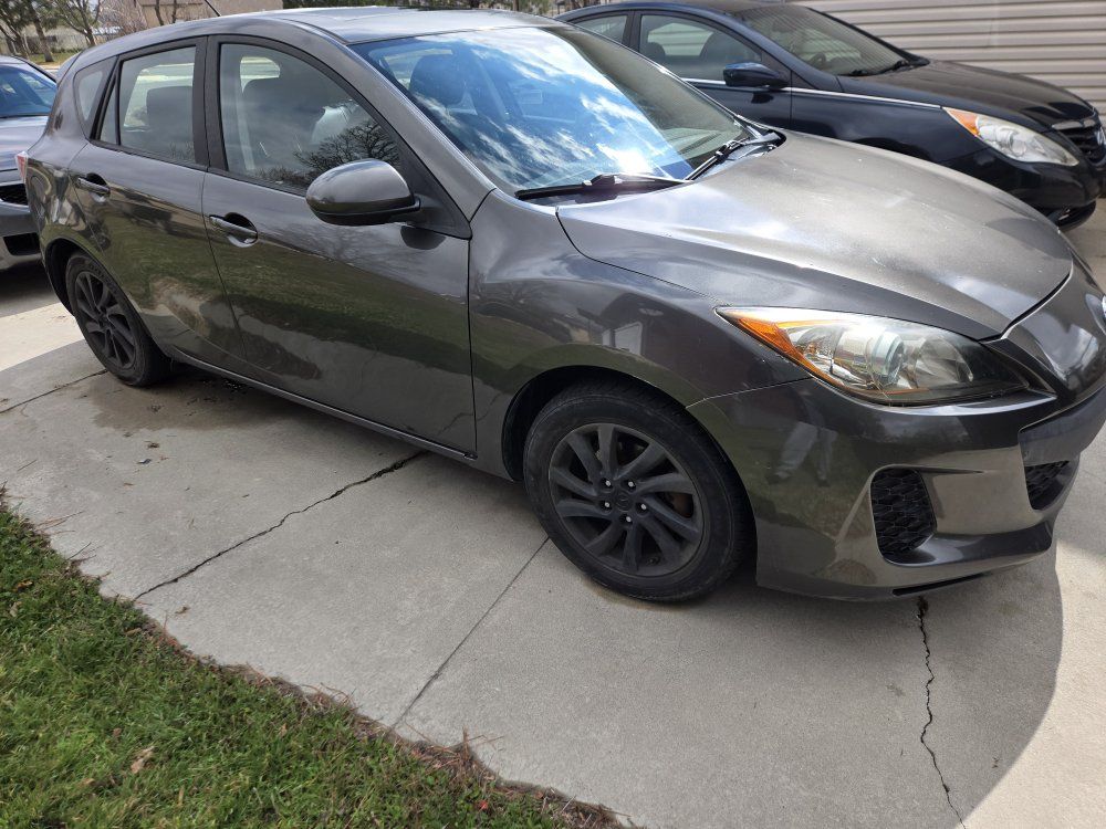2012 MAZDA MAZDA3 i Grand Touring