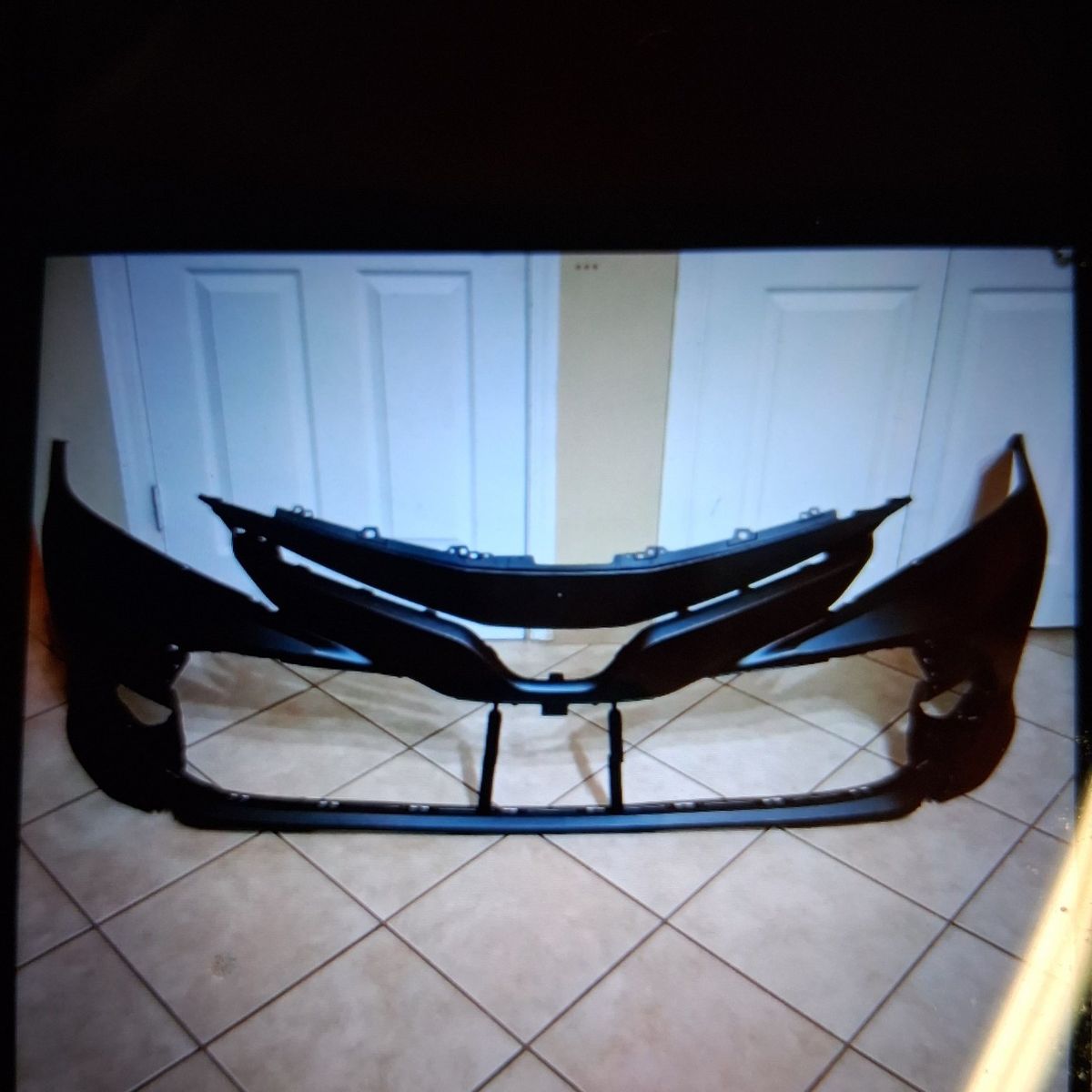 18-20 Toyota Corolla L,LE,Hybrid Le Front Bumper