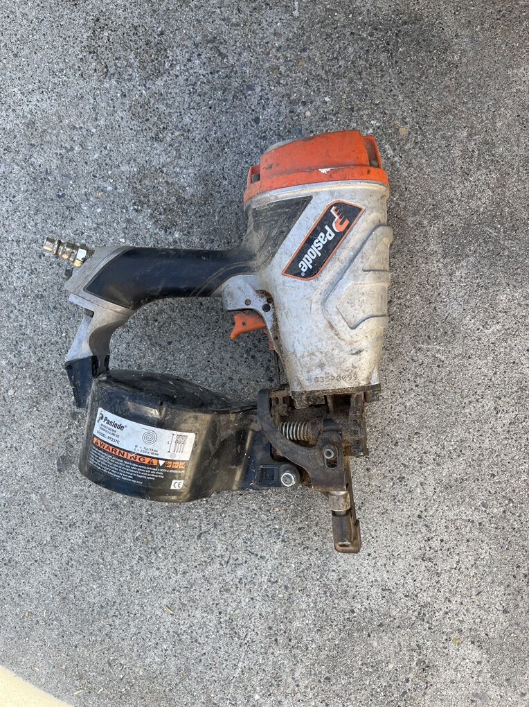Paslode Nailgun
