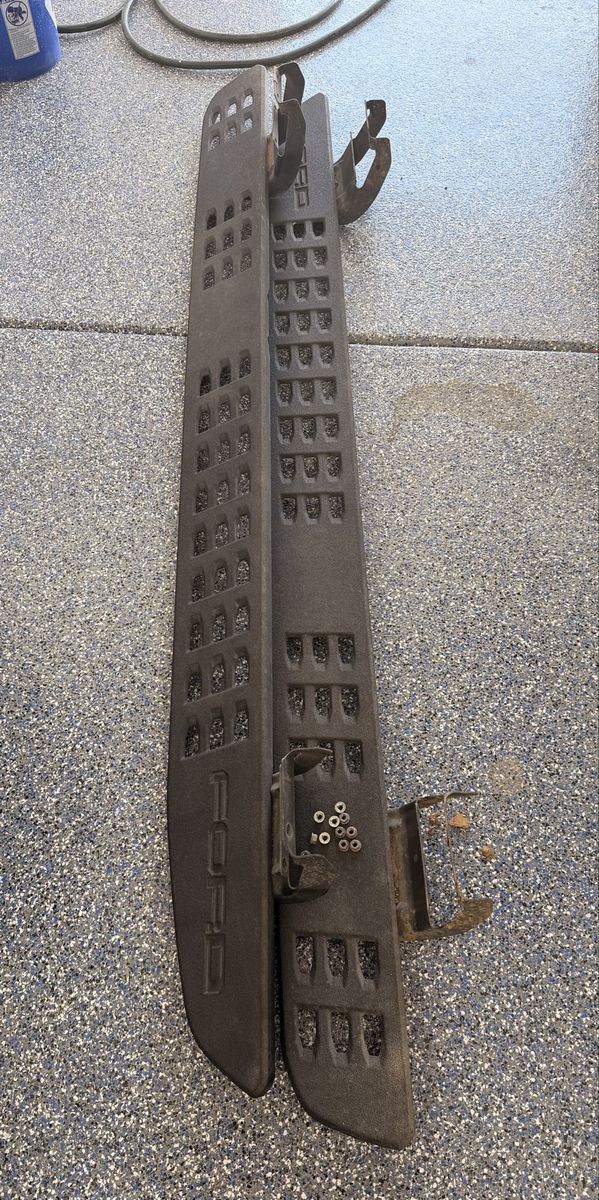 2020 F-350 Tremor Running Boards