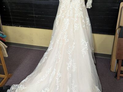 Sottero & Midgley River Lace Long Sleeve Size 14
