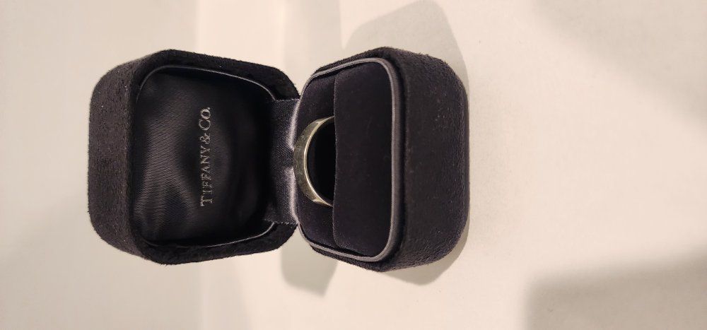 Tiffany & Co. Platinum 6mm Wedding Ring Size 10.5