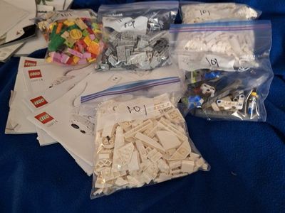 Lego Disney 101 Damatians building kit