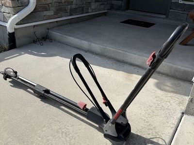 Yakima roof mount bike rack