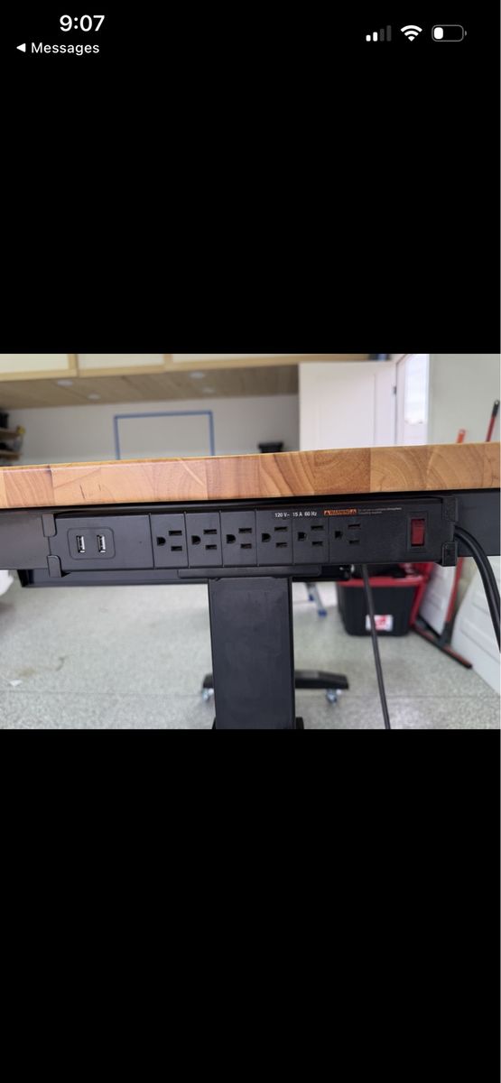 Main image 3