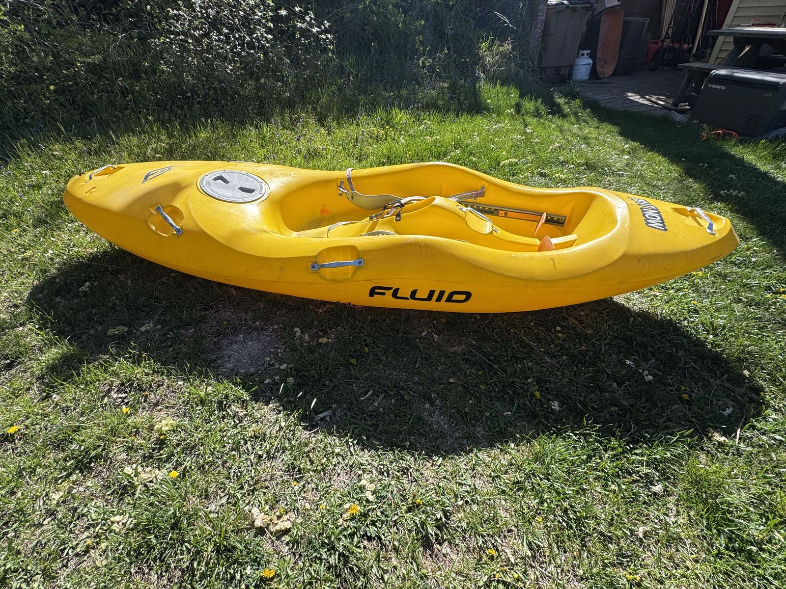 Fluid whitewater sit-on-top kayak