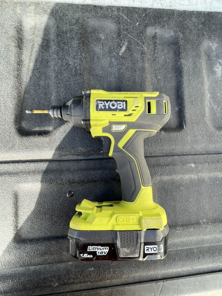 Ryobi 1/4 Impact Driver With battery