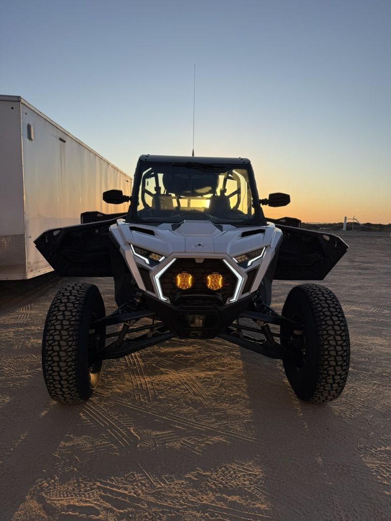 2026 RZR PRO R 4 Ultimate