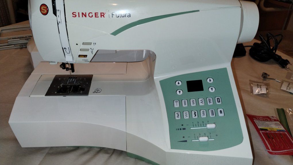 Singer CE250 Sewing Machine