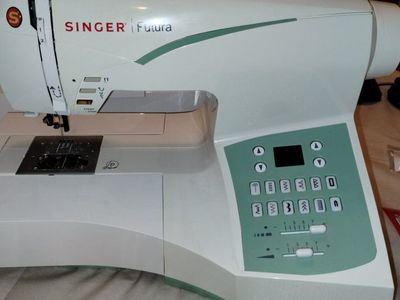 Singer CE250 Sewing Machine