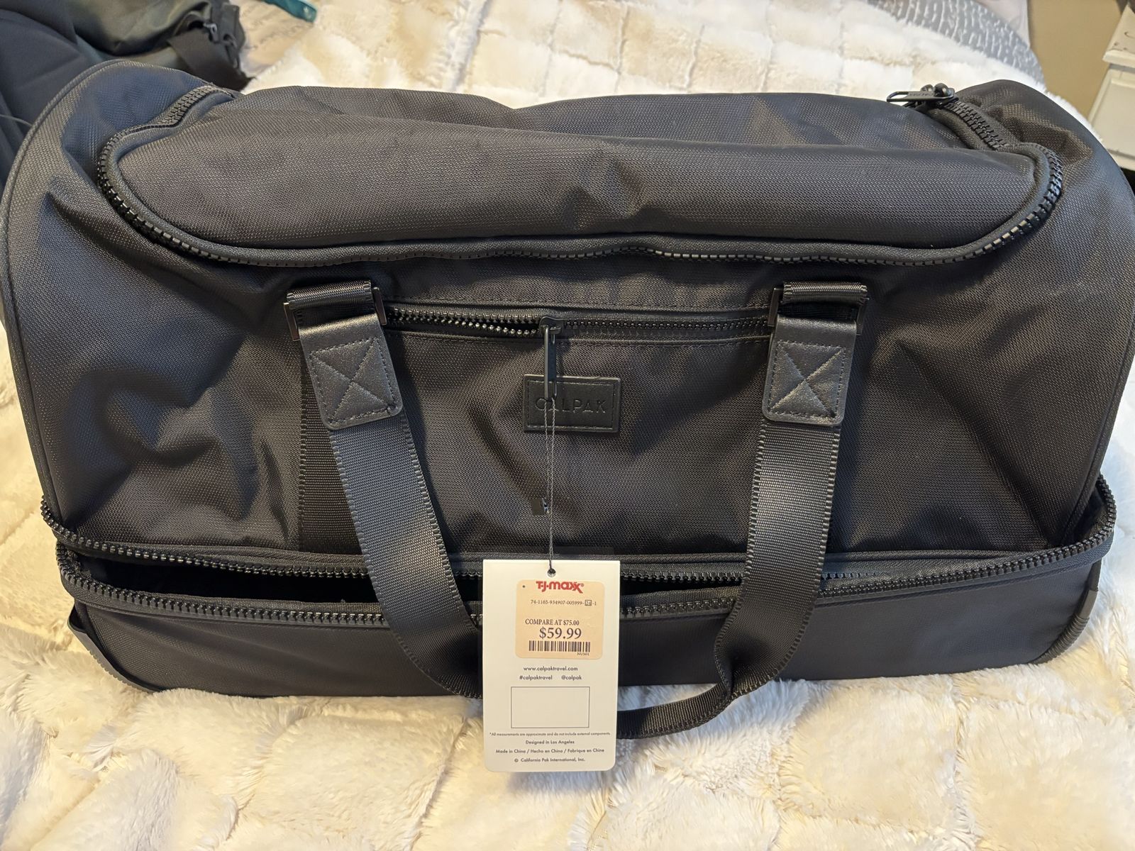 Rolling duffel bag 