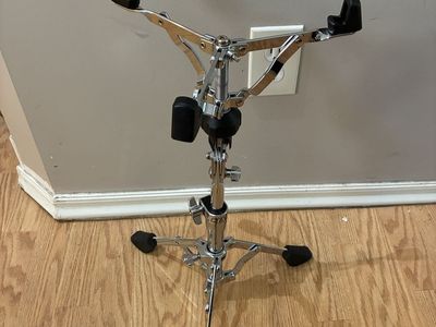 Tama HS30TP Practice Pad Stand for 6” to 10” Inch Practice Pads (or snare drums 6”-10”)