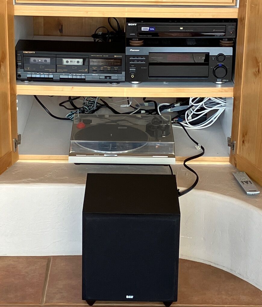 Stereo Components, 5 Pieces