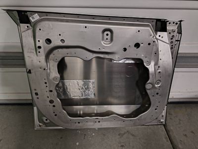 Tesla cybertruck door