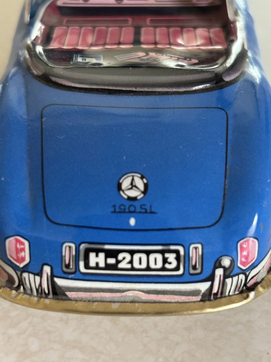Main image 5