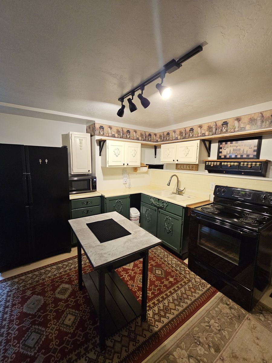 Main image 5