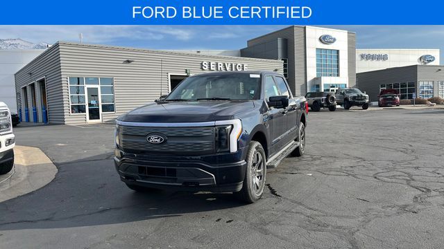 2024 Ford F-150 Lightning Lariat