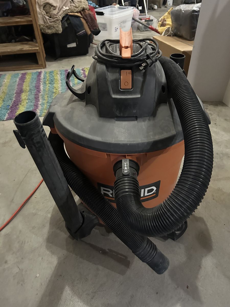 Ridgid 12 Gal Shop Vac