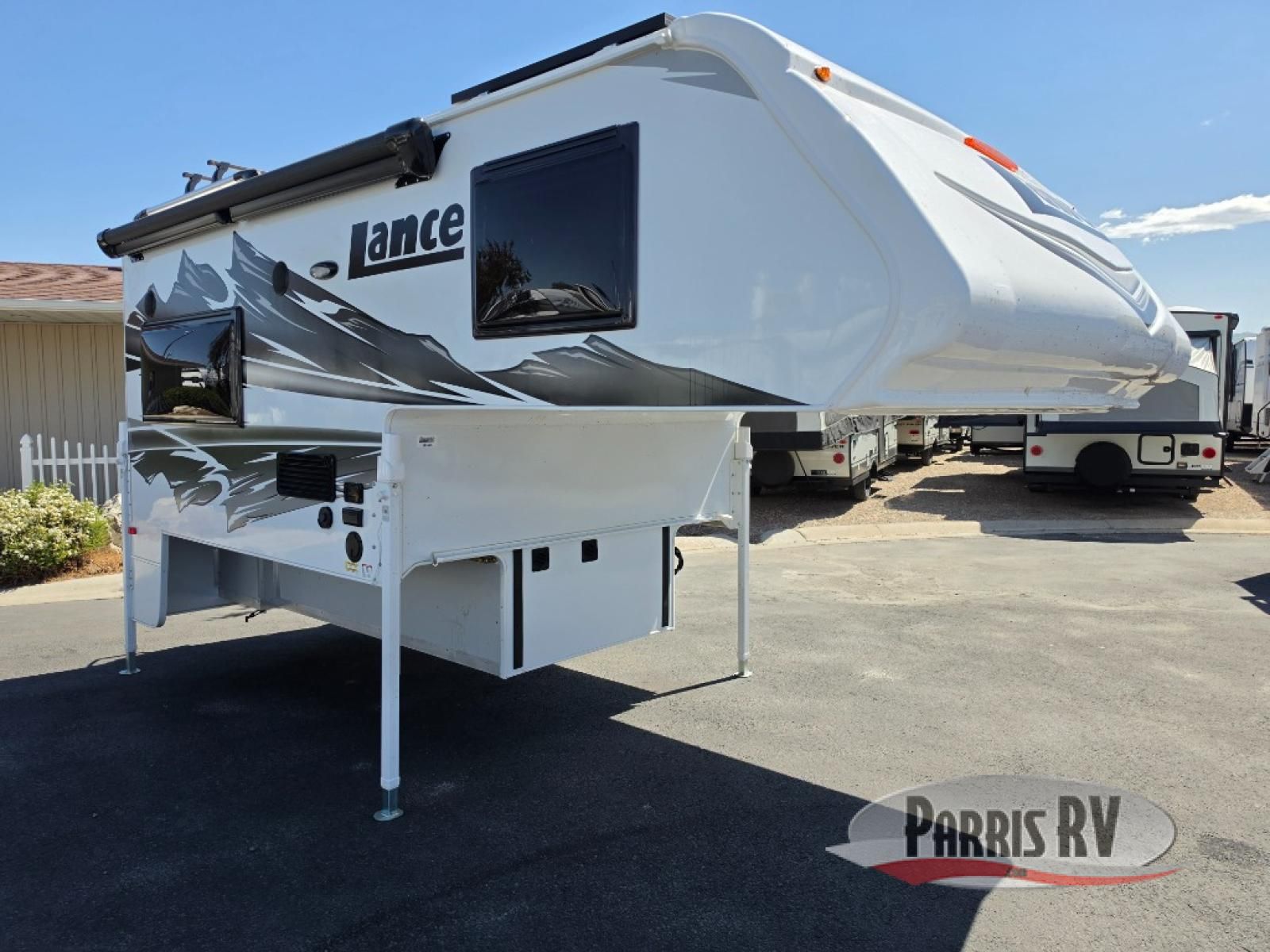 New 2026 Lance Lance Truck Campers 850