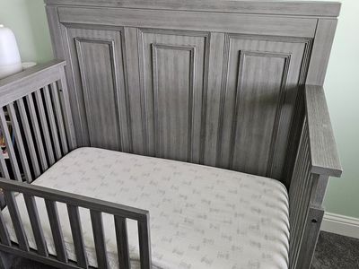 Crib/ toddler bed