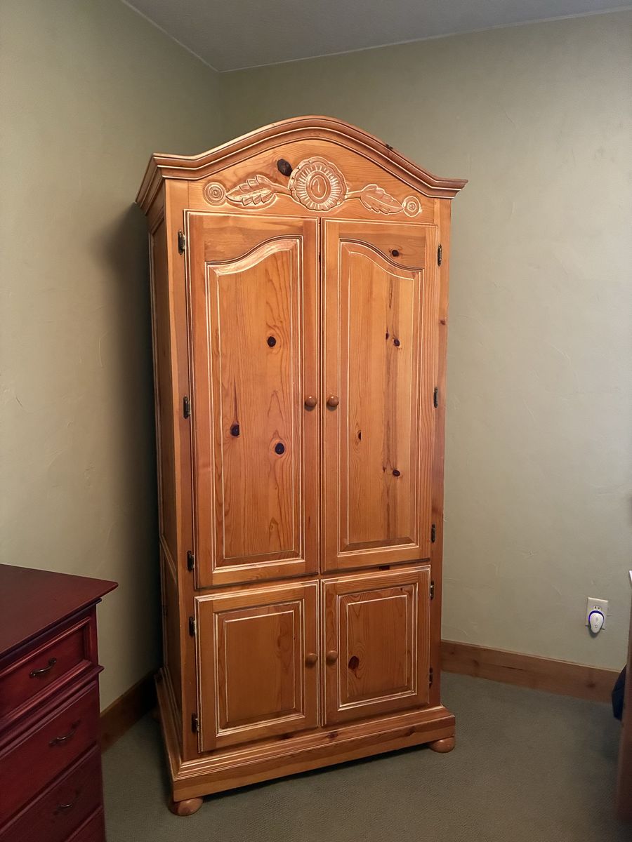 Solid Wood Armoire Wardrobe with Decorative Carvings - Excellent Condition